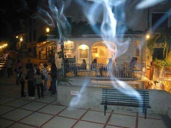 La Brezza Net Art Cafe