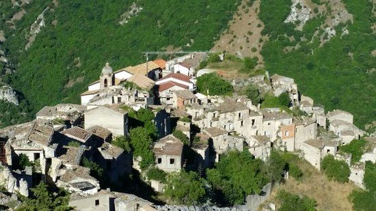 Il Vecchio Centro Storico di Romagnano al Monte