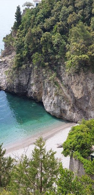 Spiaggia dei Limoni